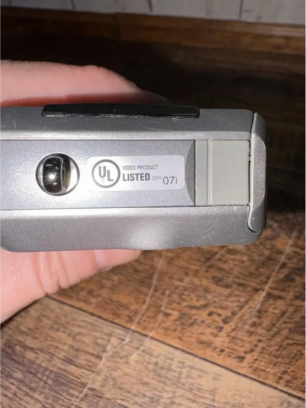 Sony Cyber-shot DSC-S650 7.2MP Digital Camera Silver 3X Optical Zoom FOR PARTS